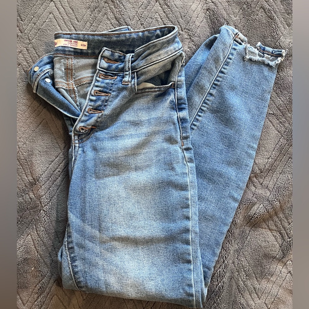 Women's Blue Jeans
